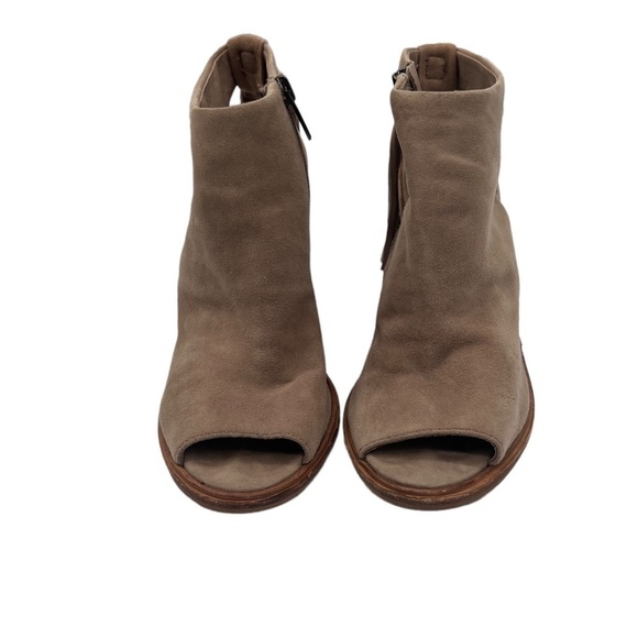 Vince Camuto Brown Leather Kyleena Block Heel Peep Toe Ankle Boots Size 6 Womens - Picture 3 of 12